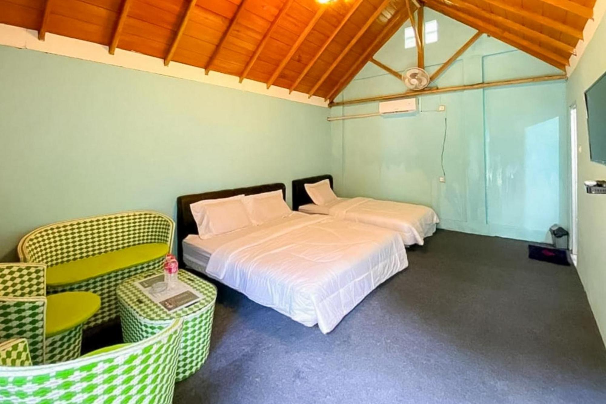 Reddoorz At Villa Waterfun Favour Pagar Alam Pagaralam 外观 照片