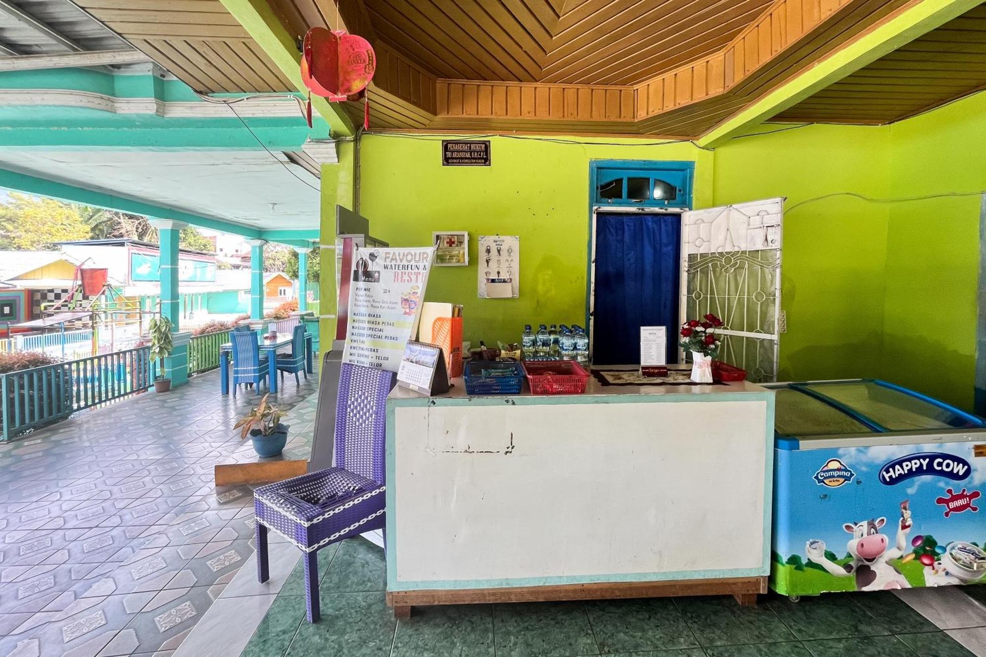 Reddoorz At Villa Waterfun Favour Pagar Alam Pagaralam 外观 照片