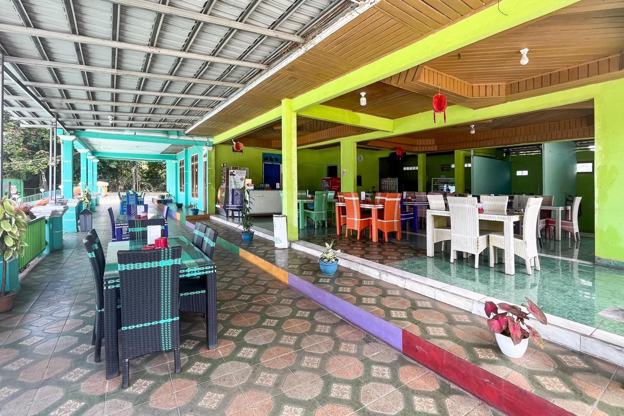 Reddoorz At Villa Waterfun Favour Pagar Alam Pagaralam 外观 照片